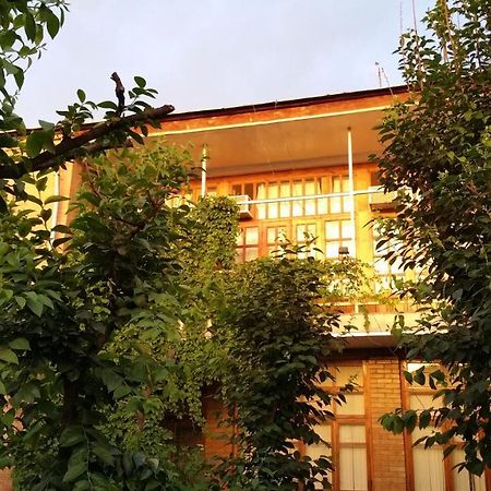 Gulnara Guesthouse Ташкент Экстерьер фото