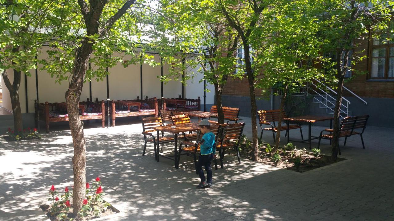 Gulnara Guesthouse Ташкент Экстерьер фото